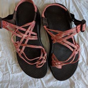 WORN TWICE | SIZE 8 CHACOS